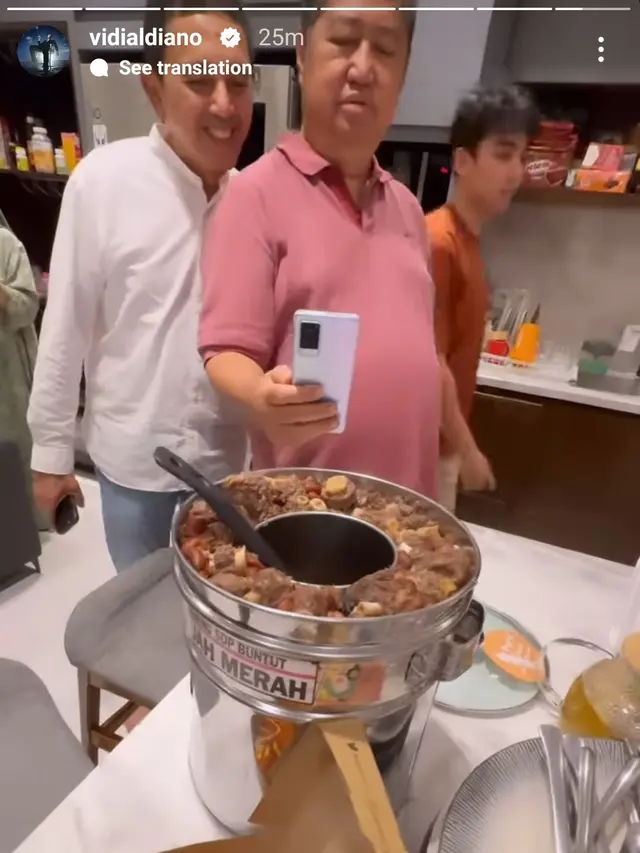 Menu buka puasa artis. [Foto: Instagram/vidialdiano]