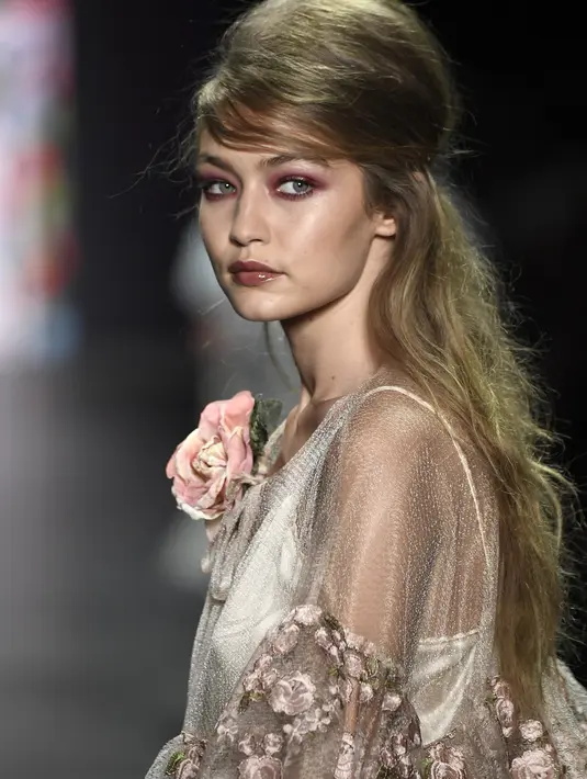 Potret kebersamaan keduanya yang diunggah di Instagram mendapat tanggapan positif dari para penggemarnya, melihat hal tersebut mereka pun merasa iri. “THEYRE BACKKK YES,” tulis salah seorang penggemar di akun Instagram Zayn. (AFP/Bintang.com)