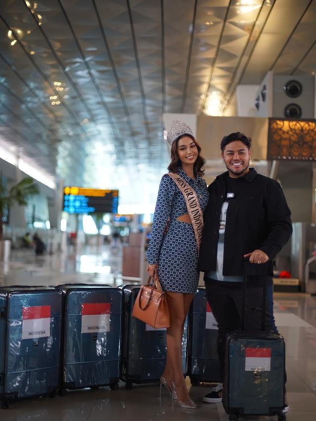 Sophia Rogan Terbang ke Thailand untuk Berlaga di Miss Grand International 2021