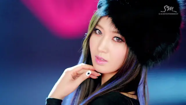 Yuri Girls Generation