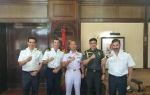 Diplomasi Maritim TNI AL, KRI Canopus-936 Laksanakan Courtesy Call di Las Palmas
