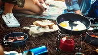 Kompor Portable Terbaik untuk Pecinta Alam: Ringkas di Tas, Tetap Powerful Saat Digunakan