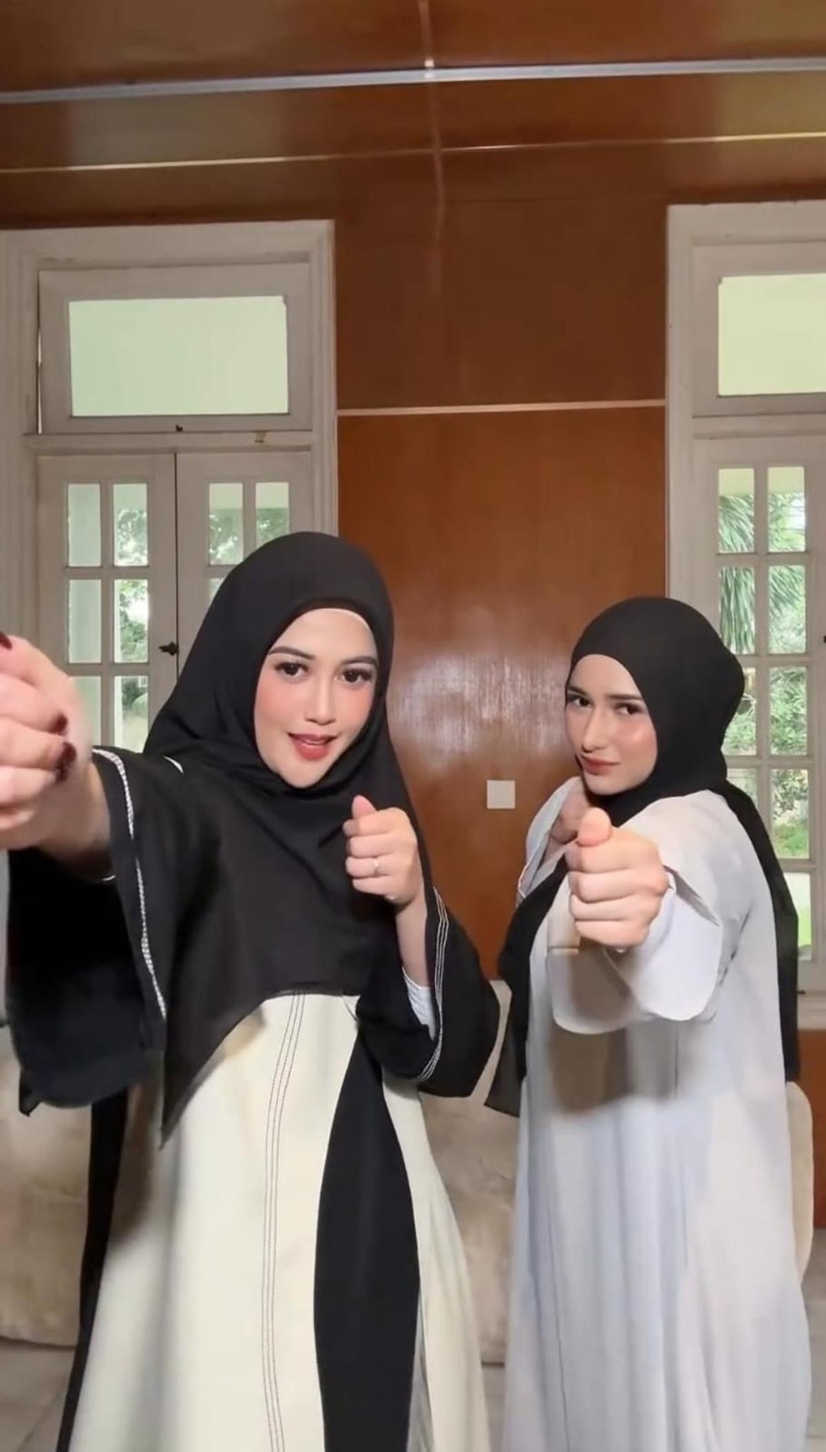 7 Potret Dilan Janiyar Kenakan Hijab, Auranya Berubah Timur Tengah Banget