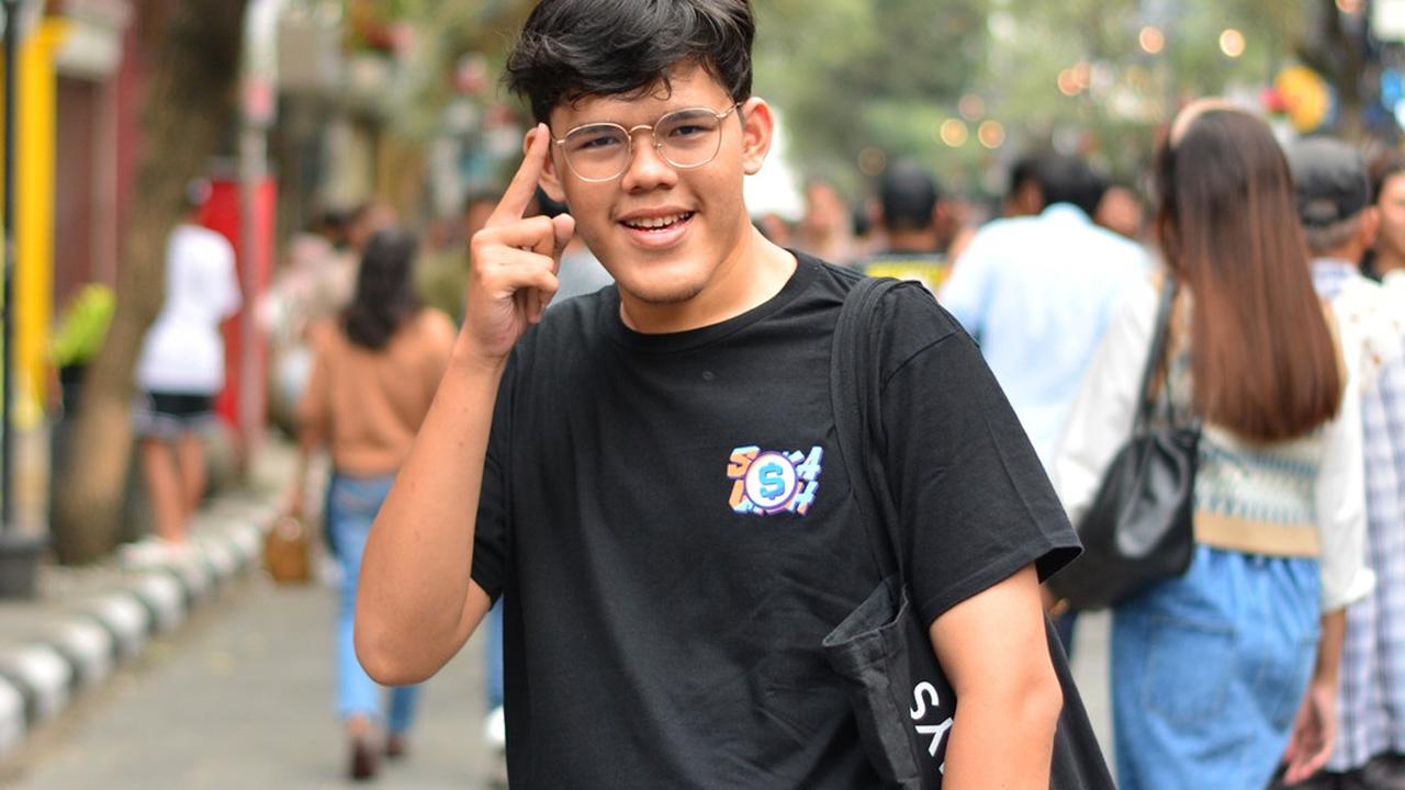 Kisah Inspiratif Muhammad Dadun, dari Warnet Kecil hingga jadi Raja Top ...