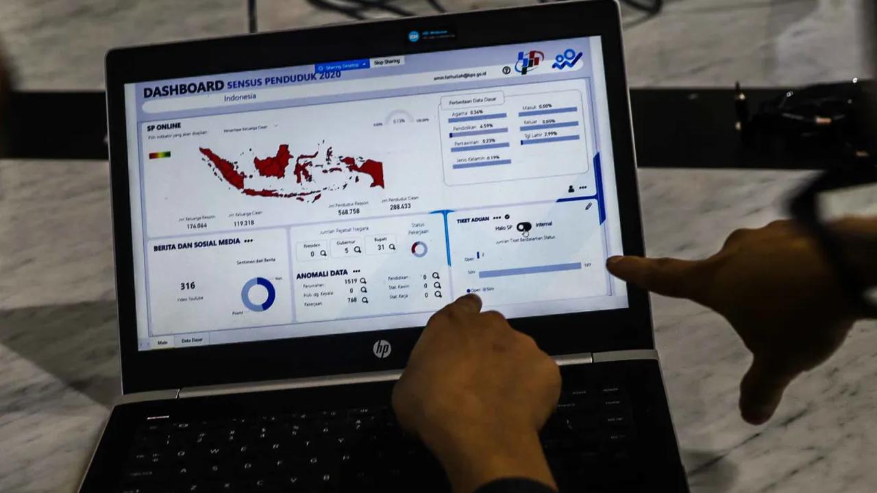 "Jumlah dan tingkat pengangguran&nbsp; (Agustus 2023) ini masih relatif lebih tinggi jika dibandingkan sebelum pandemi," tegasnya.