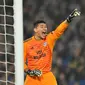 Kiper Timnas Filipina yang bermain di Cardiff City, Neil Etheridge, memiliki catatan membanggakan yang mampu mengalahkan pencapaian milik kiper Manchester United, David de Gea. (AFP/Glyn Kirk)