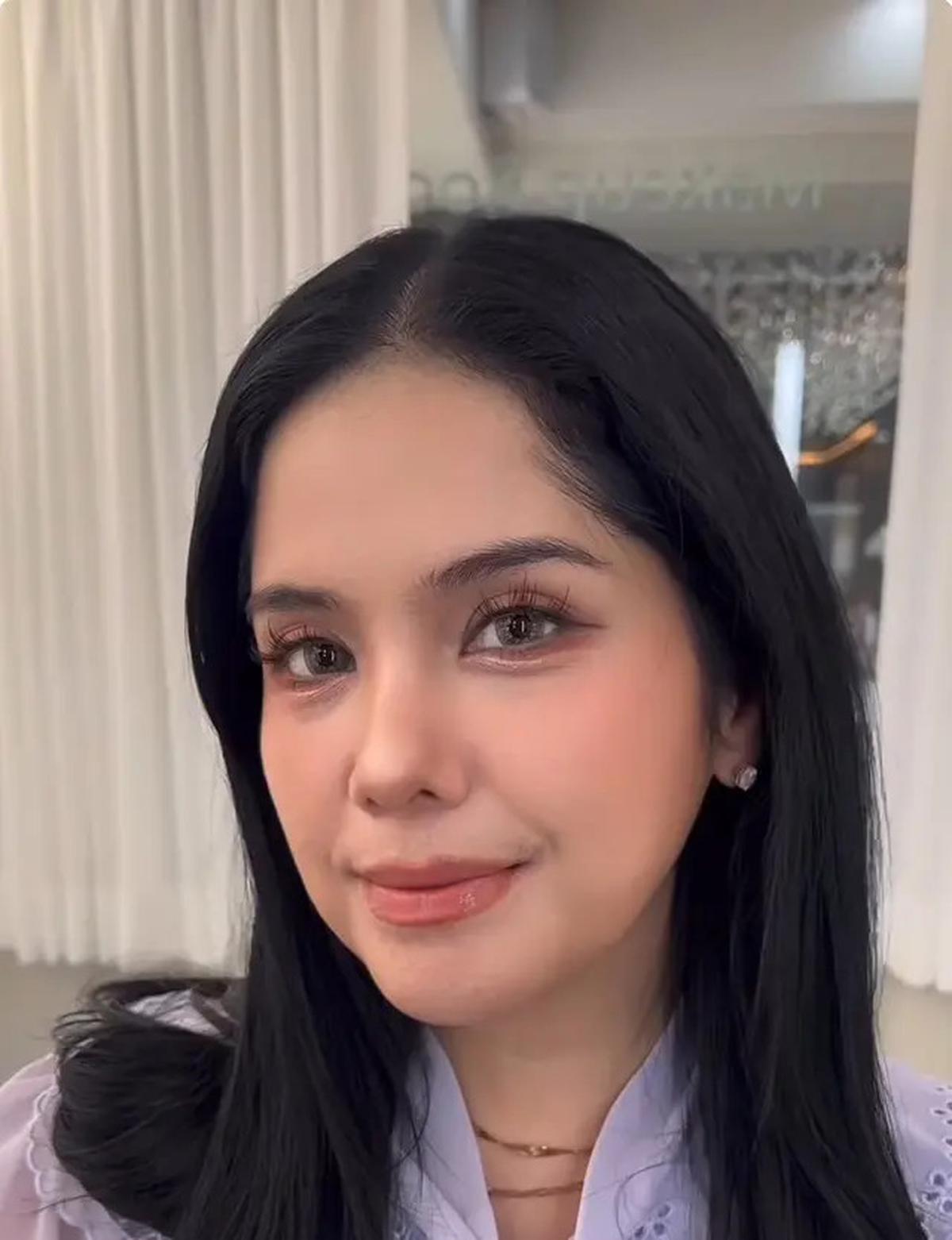 6 Potret Manglingi Annisa Pohan Dirias oleh MUA Korea Selatan saat Kenakan Hanbok, Hasilnya Mirip Boneka