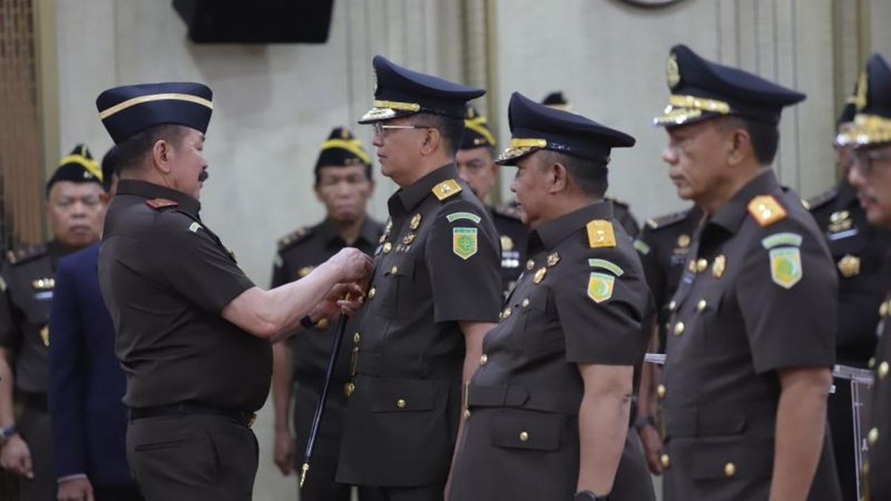 Jaksa Agung Lantik Kuntadi Eks Kajati Jatim Jadi Kepala BPA, Ini Pesan Pentingnya