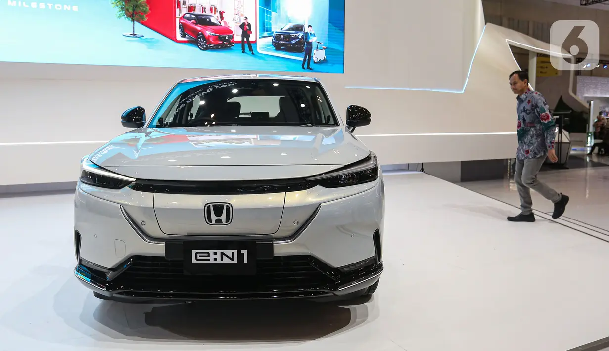 PT Honda Prospect Motor (HPM) resmi memperkenalkan e:N1 di Gaikindo Indonesia International Auto Show (GIIAS) 2024. (Liputan6.com/Angga Yuniar)
