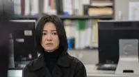 Song Hye Kyo memerankan tokoh Moon Dong Eun. (Foto: Netflix)