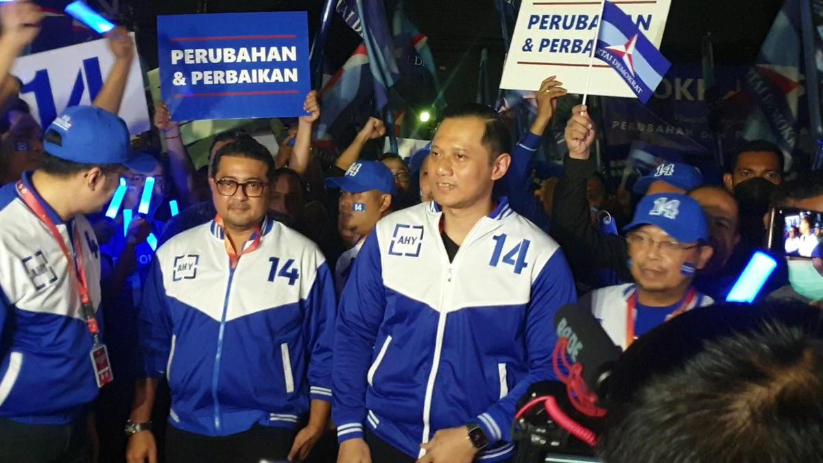 Petinggi hingga Simpatisan Partai Peserta Pemilu 2024 Mulai Padati KPU