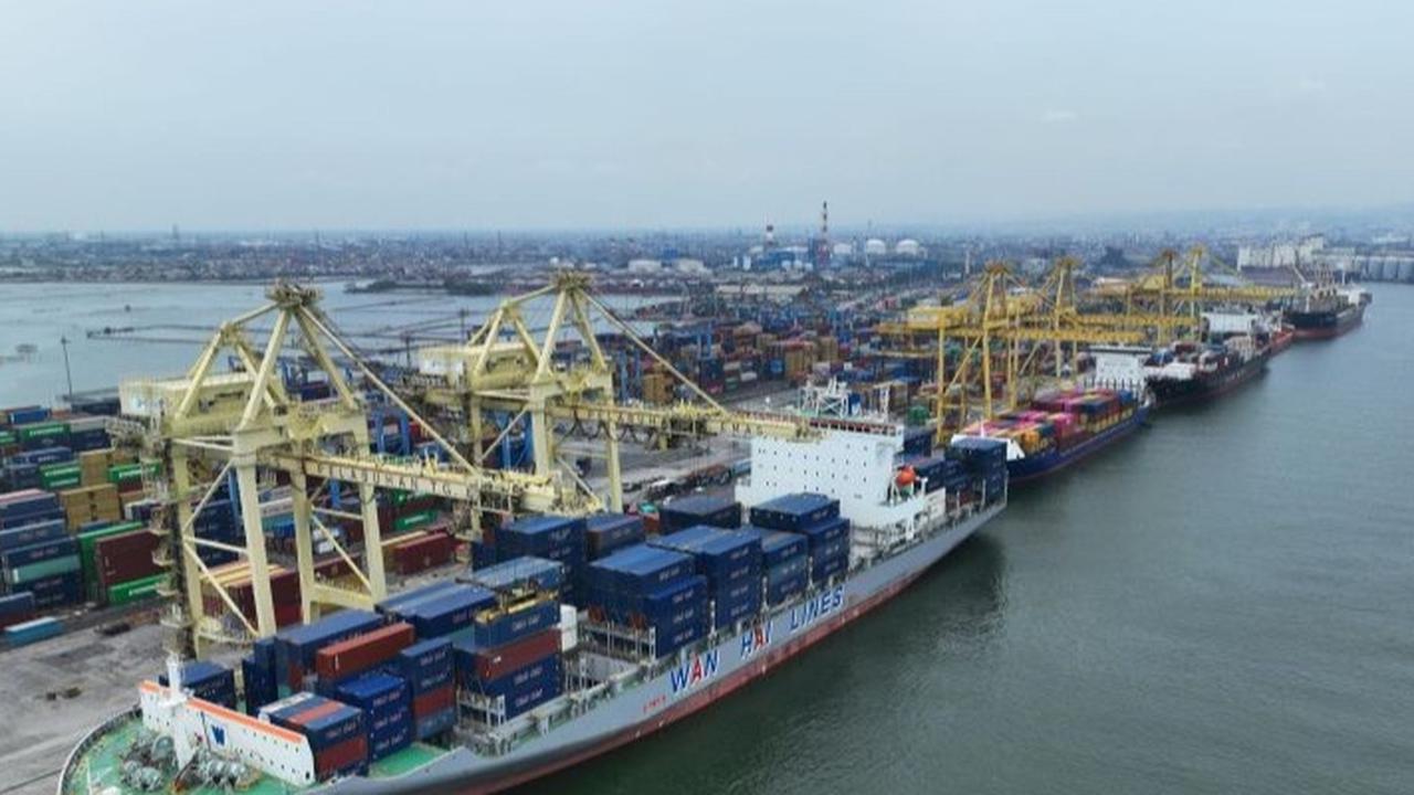 Menghitung Kerugian Negara Akibat Barang Impor Ilegal dari China Banjiri Pasar RI