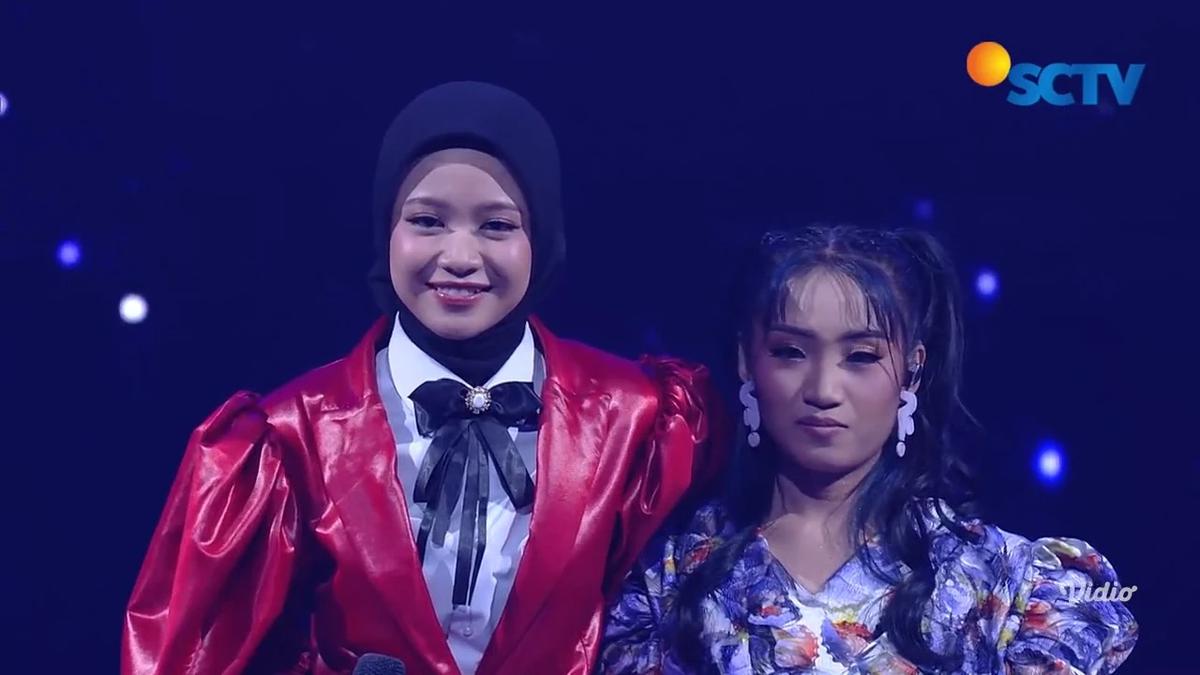 Elsa (Mamasa) dan Silvia (Bandung) berada di zona merah. Para Judges memutuskan untuk menyelamatkan Silvia (Bandung) di The Icon Indonesia Top 10 Final