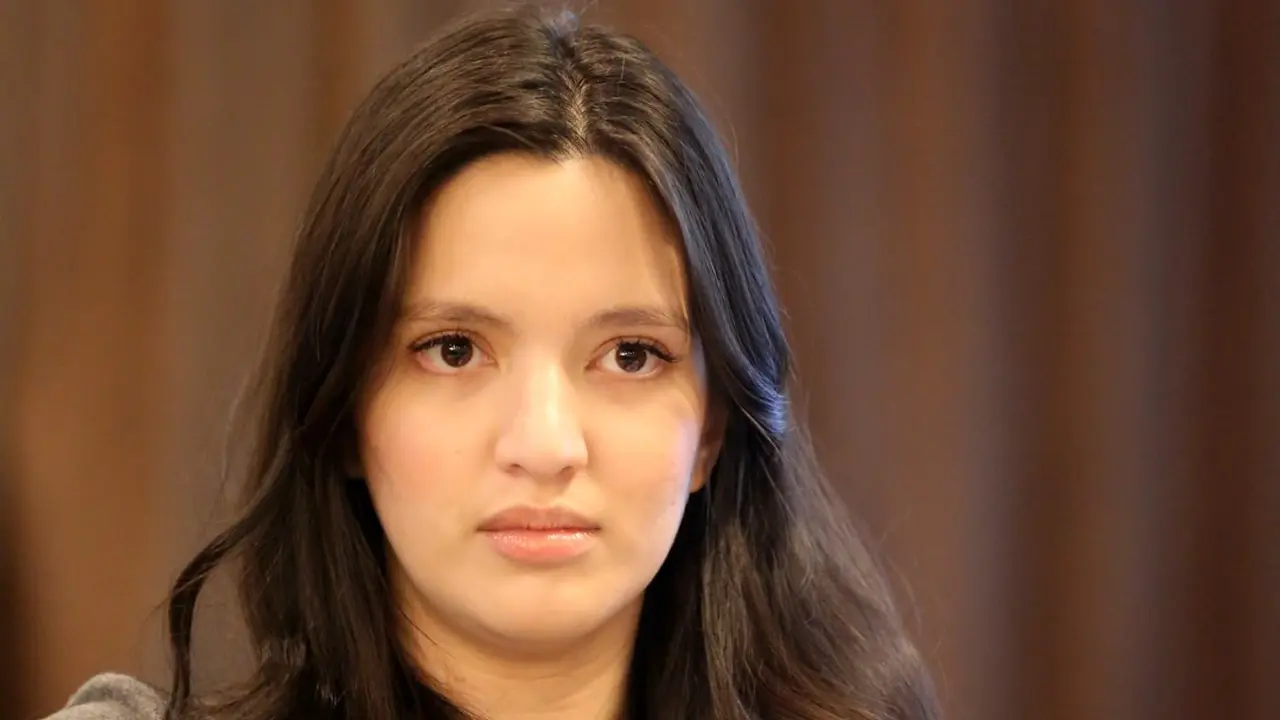 [Bintang] Nia Ramadhani