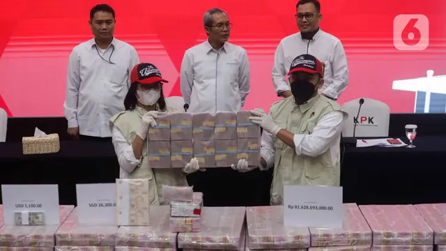Barang bukti terkait Gubernur Papua nonaktif Lukas Enembe
