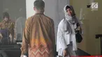 Ike Rahmawati adik kandung artis Inneke Koesherawati usai menjalani pemeriksaan oleh penyidik di gedung KPK, Jakarta, Rabu (8/8). Ike diperiksa sebagai saksi untuk tersangka Wahid Husein. (Merdeka.com/Dwi Narwoko)