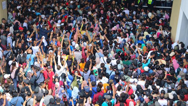 FOTO Suasana Tempat Pemungutan Suara Luar Negeri di World Trade Center, Kuala Lumpur