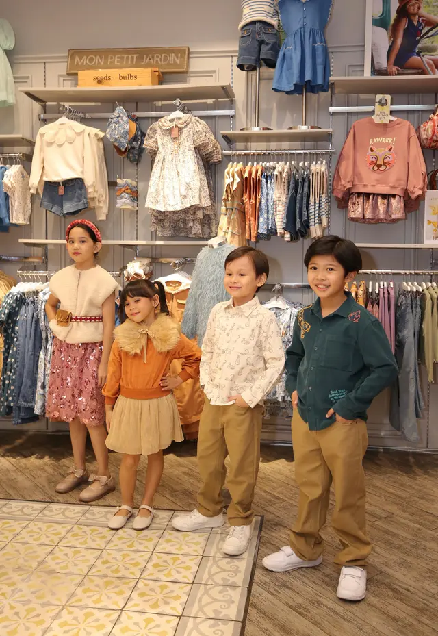 Koleksi Pakaian Anak untuk Libur Natal dan Tahun Baru dari Gingersnaps. [Daniel kampua/Fimela]