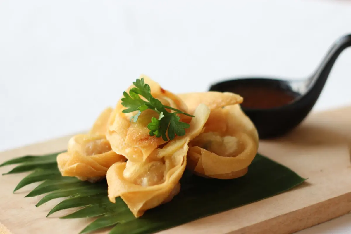 pangsit goreng