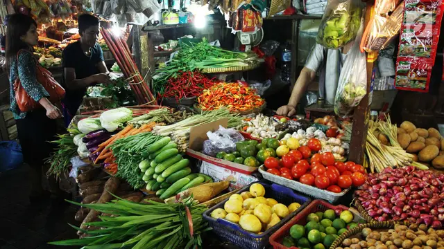 Indonesia Deflasi 4 Bulan Berturut-turut, Ini Bahayanya