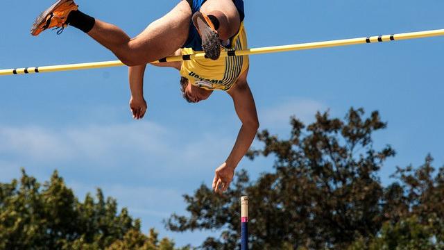 Ilustrasi lompat galah