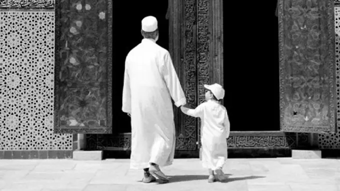 Copyright by trekearth.com