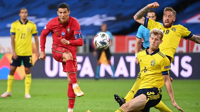Cristiano Ronaldo Cetak Gol ke-100, Portugal Hajar Swedia di UEFA Nations League