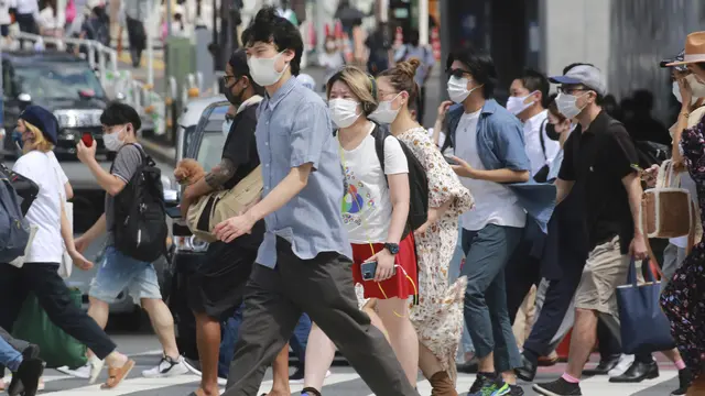 Ramainya Jalanan Tokyo Saat Kasus COVID-19 Masih Tinggi