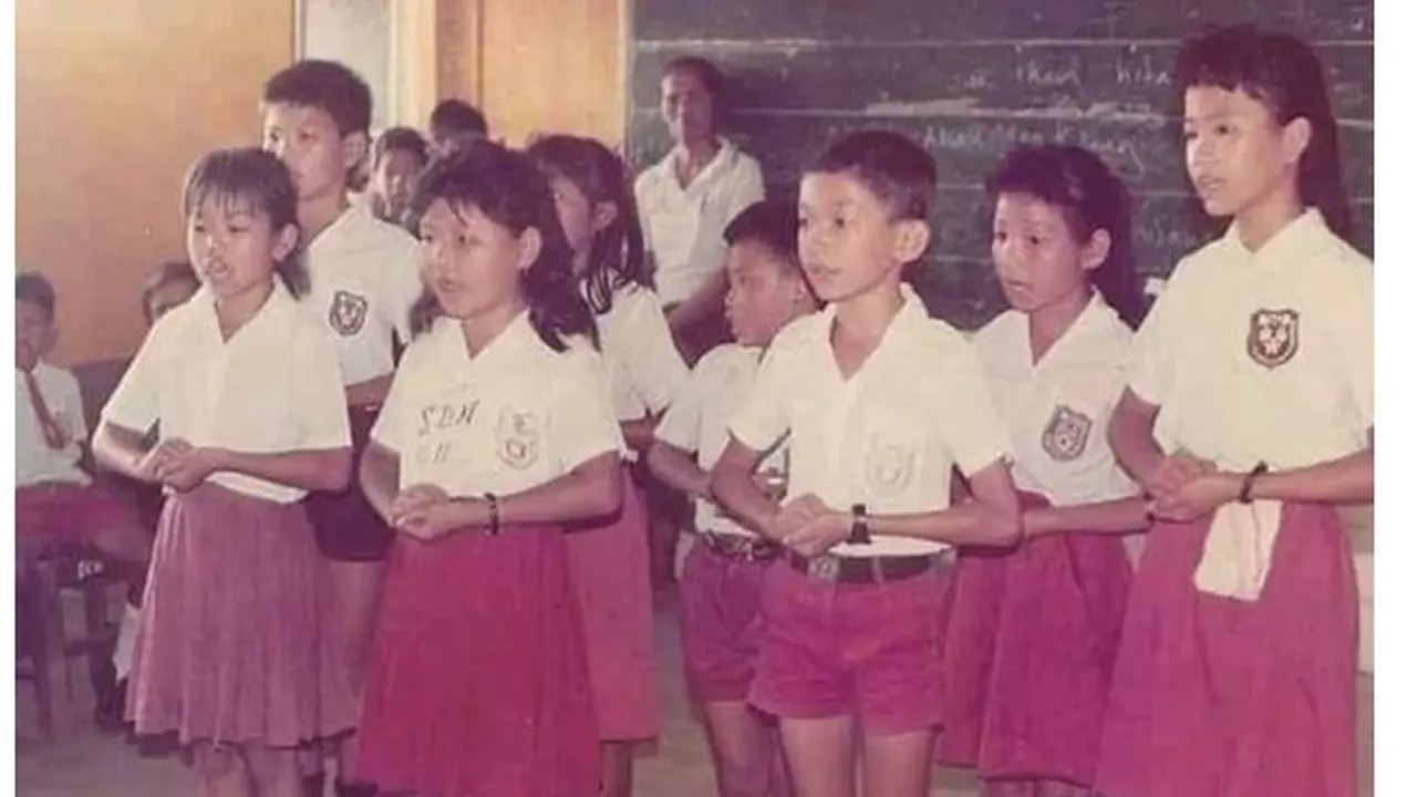 6 Foto Jadul Anak SD Zaman Dahulu Ini Bikin Nostalgia