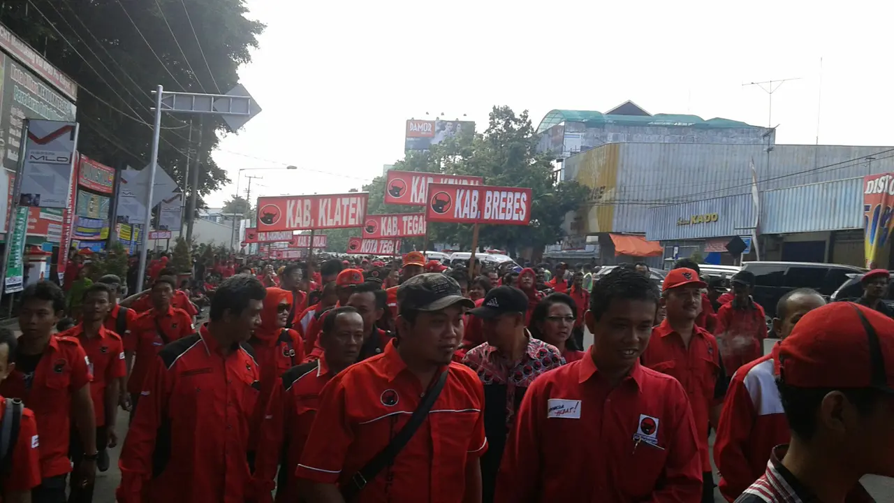 Massa PDIP ikuti peringatan Hari Lahir Pancasila