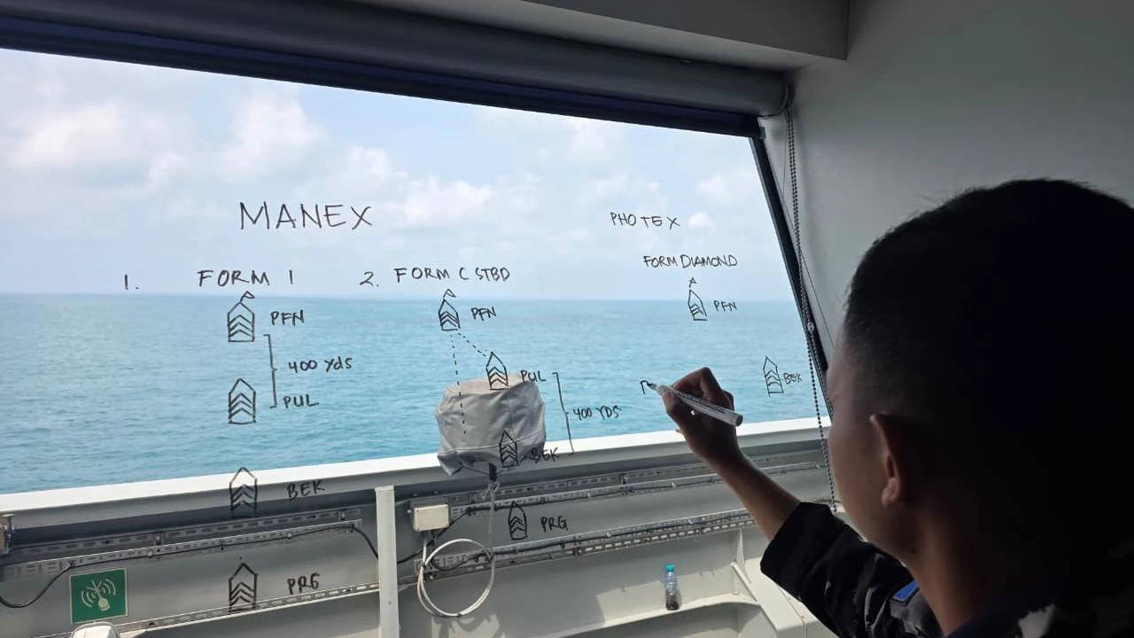 FOTO: Latihan Minex Pandu 2026 TNI AL dan Singapura di Batam