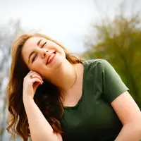 ilustrasi plus size model/Photo by Matthias Cooper from Pexels