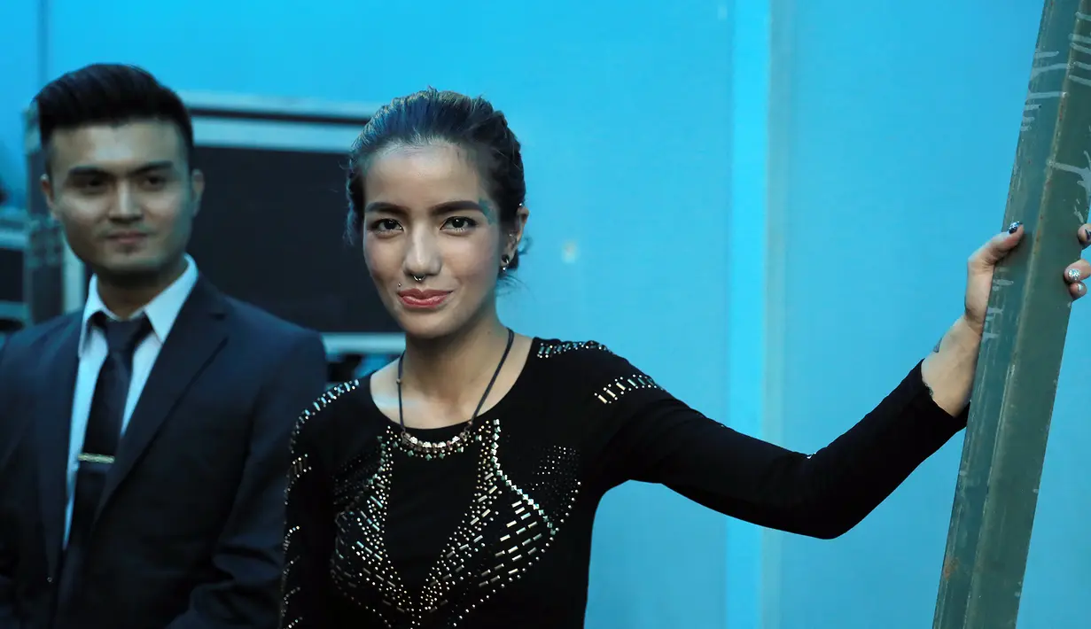 Tentang ajakan memperbaiki hubungannya rumah tangganya, Sheila mengaku sudah terlambat. (Adrian Putra/Bintang.com)