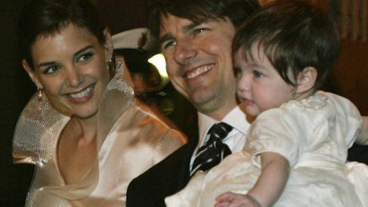 Tom Cruise - Katie Holmes dari masa ke masa