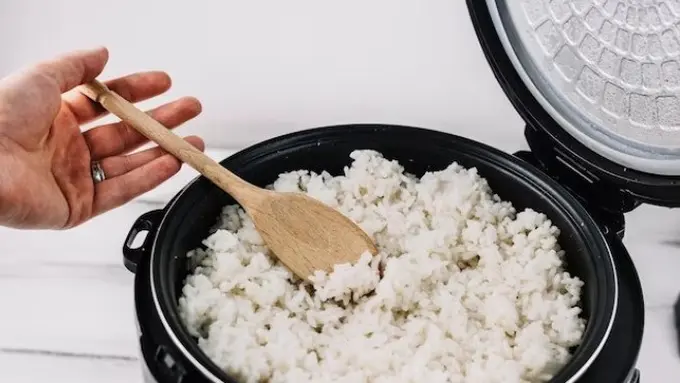 Nasi (Sumber: freepik.com)