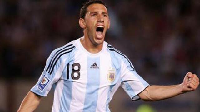 Maxi Rodriguez kali terakhir membela Argentina di Piala Dunia 2010 (c) AFP