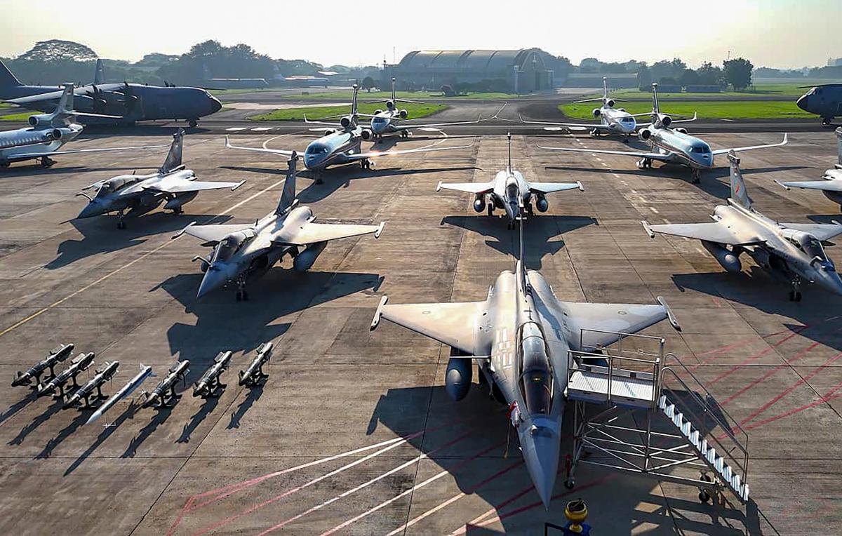 FOTO: Penampakan Pesawat Rafale Falcon 8X dan Airbus A400M di Lanud  Halim