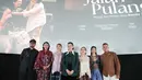Program Director Bakti Budaya Djarum Foundation Renitasari Adrian bersama para pemeran film pendek Jalan Pulang, Sheila Dara Aisha, Widyawati, Asri Welas, dan Sharon Sitania, menghadiri konferensi pers di Jakarta, Rabu (22/7/2026). Film ini mengangkat kebaya sebagai bagian dari identitas budaya yang menyimpan nilai dan cerita lintas generasi. (KLY/Budy Santoso)