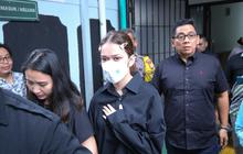 8 Potret Rebecca Klopper Puas di Persidangan Setelah Tersangka Penyebar Video Syur Dirinya Dihukum 3 Tahun