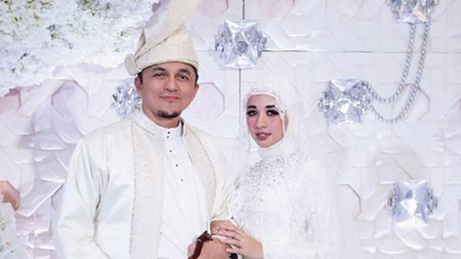 Laudya Cynthia Bella dan Engku Emran. (Instagram/laudyacynthiabella)