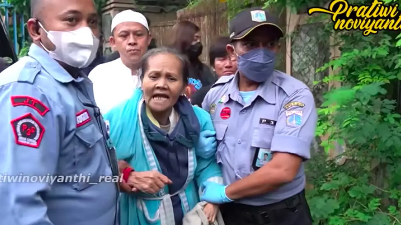 ODGJ ibu Eny viral di media sosial