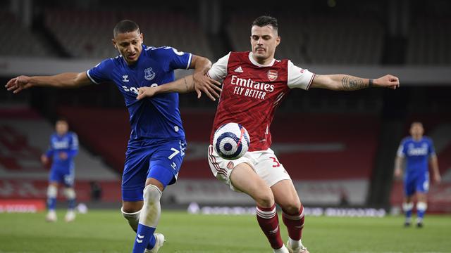 FOTO: Akibat Gol Bunuh Diri Bernd Leno, Rekor 25 Tahun Arsenal Patah - Richarlison; Granit Xhaka
