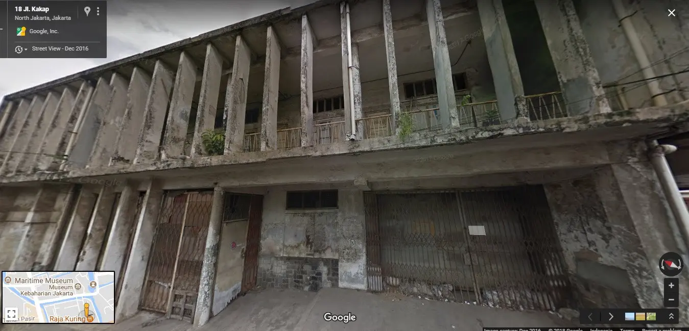 Gedung di antara Restoran Galangan VOC dan Raja Kuring Kota Tua (Liputan6.com/Google Street View)