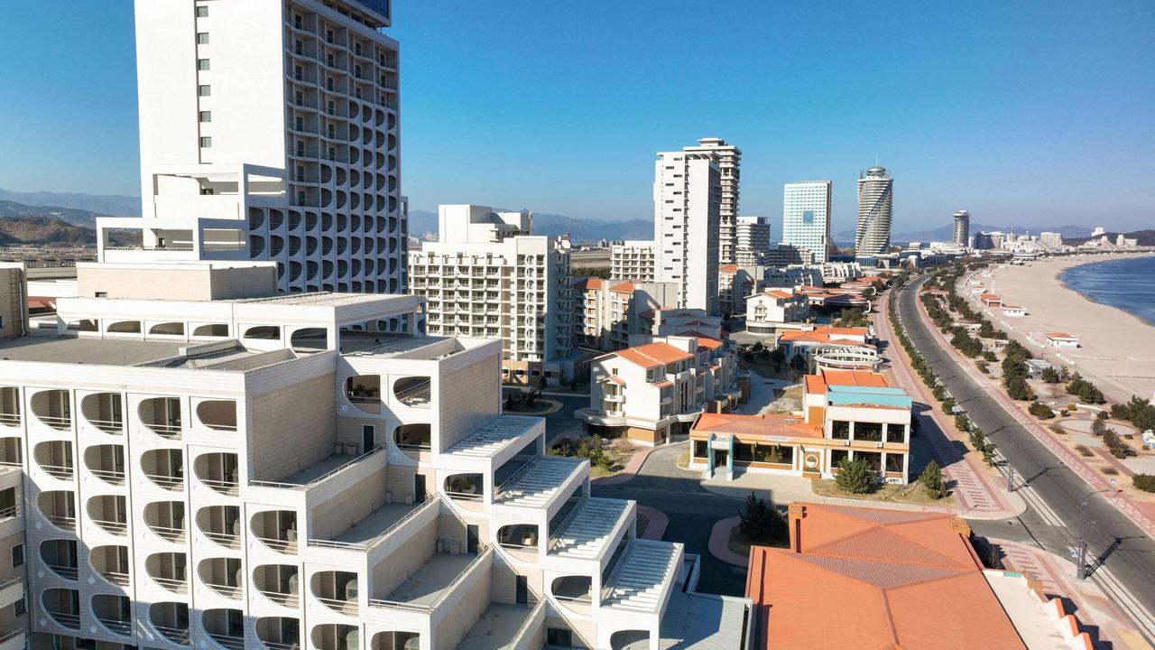 Resor wisata pantai di Korea Utara