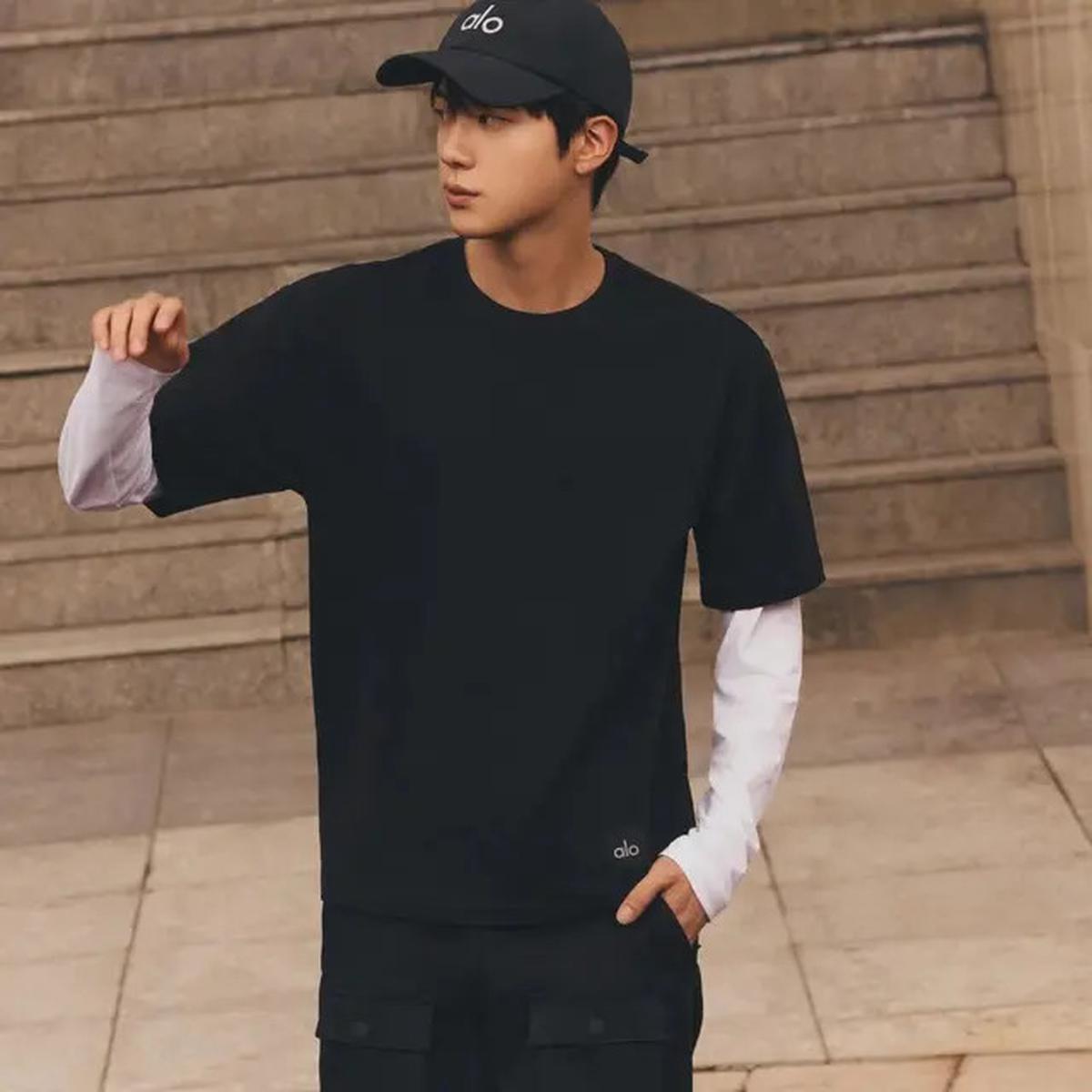 Jin BTS Jadi Duta Global Alo Yoga, Hasilkan Dampak Lebih dari Rp56,6 Miliar dalam 24 Jam