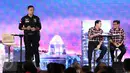 Cagub nomor 1, Agus Harimurti Yudhoyono memaparkan visi misi pada Debat Final Cagub DKI Jakarta di Bidakara, Jakarta, Jumat (10/2). (Liputan6.com/Faizal Fanani)