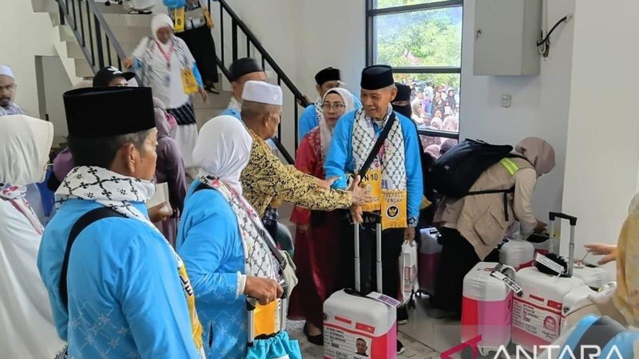 Kemenag Sigi Imbau Jamaah Calon Haji Jaga Kekompakan dan Kesehatan di Tanah Suci