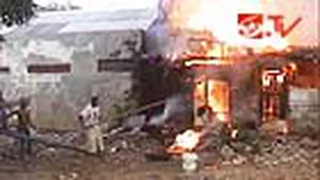 Tabung Elpiji Meledak, Dua Rumah Terbakar 30 Juli 2012