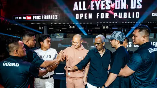 Selebgram Paris Pernandes dan Rudy Golden Boy Siap Adu Tinju 9 November 2025, Janji Tampil Maksimal - ShowBiz Liputan6.com