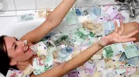 Mandi di Bak Penuh Uang, Ibu Korupsi, Jeane Diincar Aparat Pajak